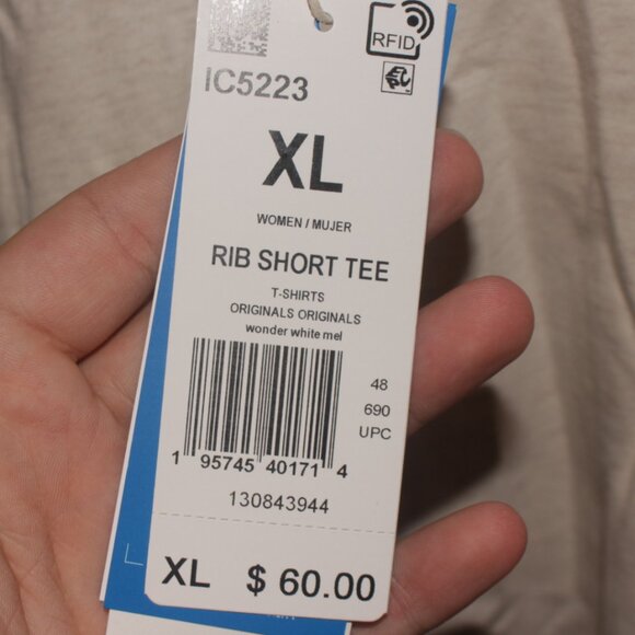 NWT Adidas Ribbed Trim Short Sleeve Tee Size XL - Picture 11 of 12